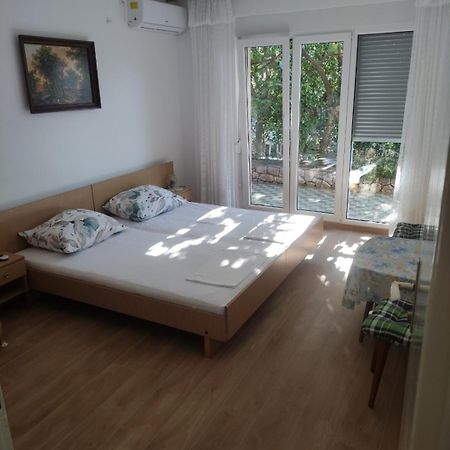 Dragiv 1 Hotel Selce Kültér fotó